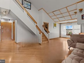 75 Bonnie Gellman Court D75, Philadelphia PA 19114