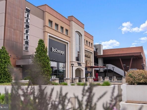 1591 Spring Gate Drive 3314, Mclean VA 22102