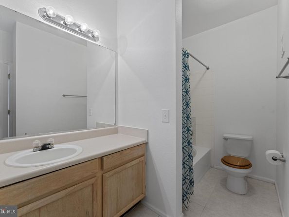 1591 Spring Gate Drive 3314, Mclean VA 22102