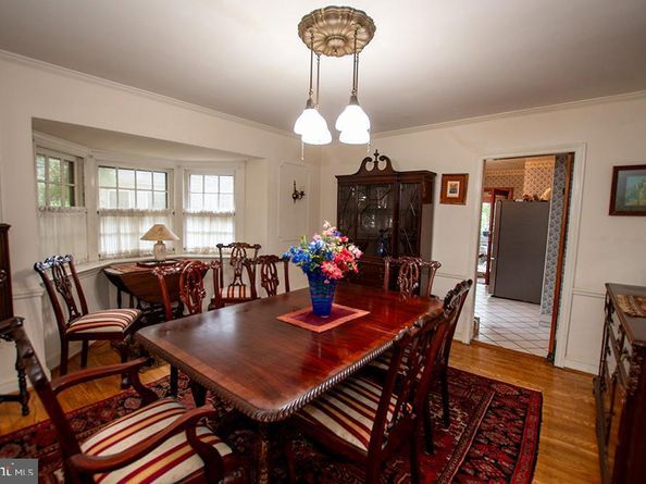 26 Henley Road, Wynnewood PA 19096