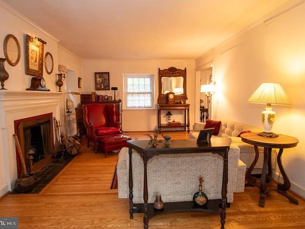 26 Henley Road, Wynnewood PA 19096
