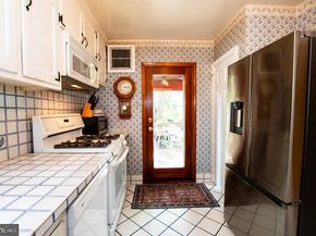 26 Henley Road, Wynnewood PA 19096