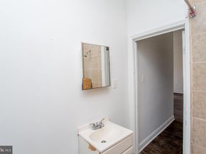 1617 Wakeling Street, Philadelphia PA 19124