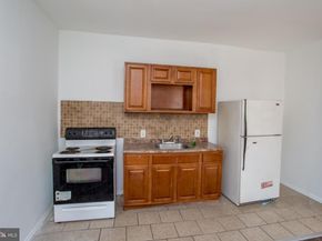 1617 Wakeling Street, Philadelphia PA 19124