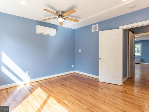 3300 6TH Street S, Arlington VA 22204