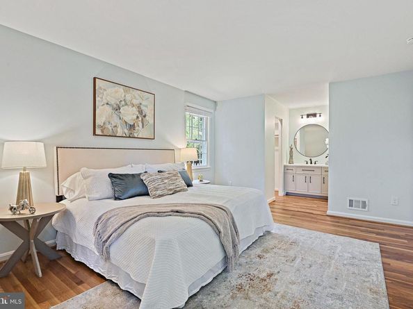 10200 Tamarack Drive, Vienna VA 22182
