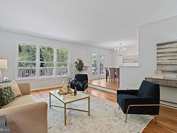 10200 Tamarack Drive, Vienna VA 22182