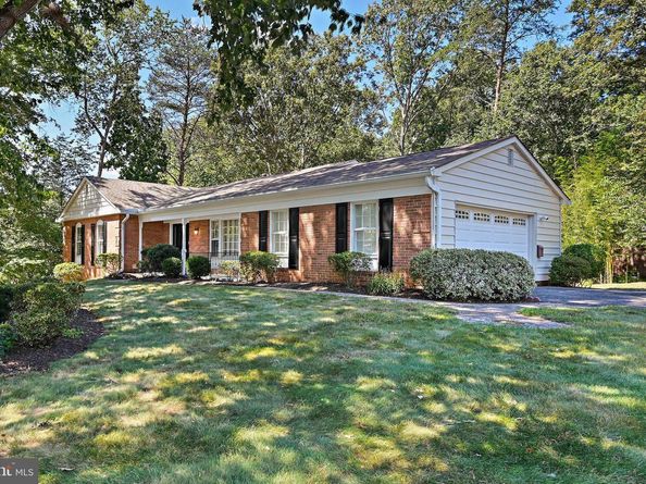 10200 Tamarack Drive, Vienna VA 22182