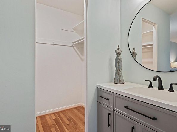10200 Tamarack Drive, Vienna VA 22182