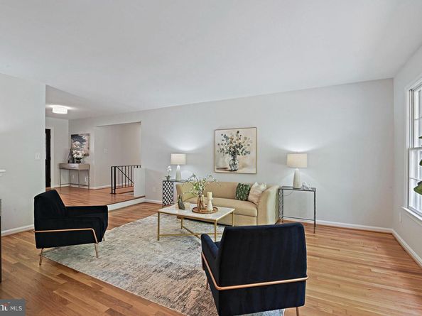 10200 Tamarack Drive, Vienna VA 22182
