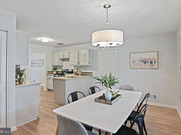 10200 Tamarack Drive, Vienna VA 22182