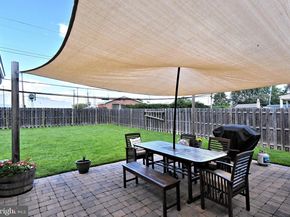 315 Goldenridge Drive, Levittown PA 19057