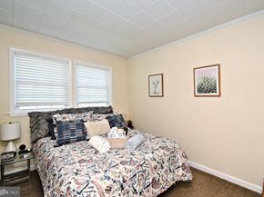 315 Goldenridge Drive, Levittown PA 19057