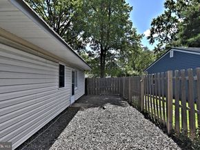 315 Goldenridge Drive, Levittown PA 19057