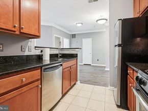 4862 Eisenhower Avenue 458, Alexandria VA 22304