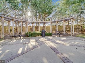 4862 Eisenhower Avenue 458, Alexandria VA 22304