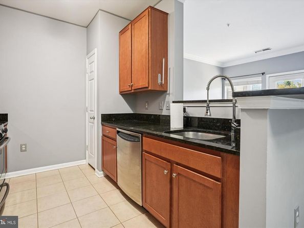 4862 Eisenhower Avenue 458, Alexandria VA 22304