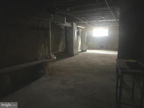 2546 S 7TH Street, Philadelphia PA 19148