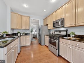 9512 Lagersfield Circle, Vienna VA 22181