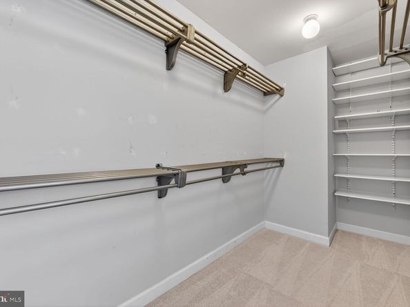 9512 Lagersfield Circle, Vienna VA 22181