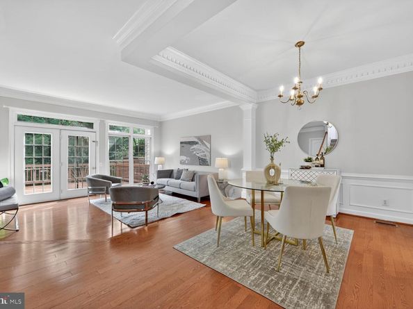 9512 Lagersfield Circle, Vienna VA 22181