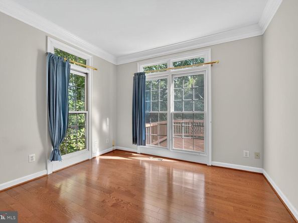 9512 Lagersfield Circle, Vienna VA 22181