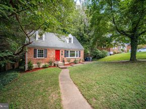 6474 Oakwood Drive, Falls Church VA 22041
