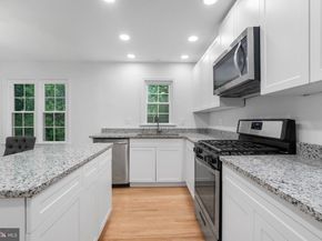 6474 Oakwood Drive, Falls Church VA 22041