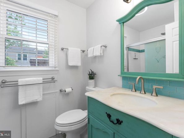 11711 Old Bayberry Lane, Reston VA 20194