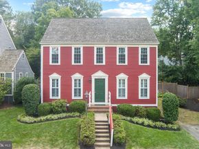 11711 Old Bayberry Lane, Reston VA 20194