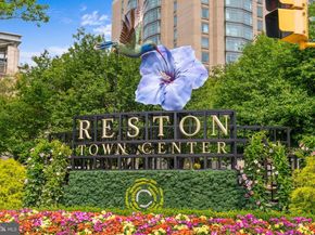 11711 Old Bayberry Lane, Reston VA 20194