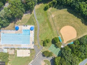 11711 Old Bayberry Lane, Reston VA 20194