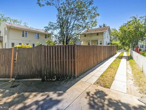 2826 Evarts Street NE, Washington DC 20018