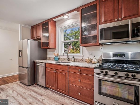 2933 Landover Street, Alexandria VA 22305