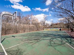 1860 Clydesdale Place NW 105, Washington DC 20009