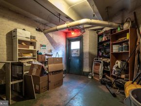 1860 Clydesdale Place NW 105, Washington DC 20009