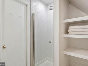 4241 35TH Street S B1, Arlington VA 22206