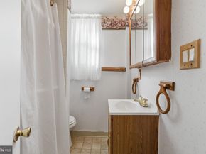 2643 S Alder Street, Philadelphia PA 19148