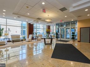 1020 N Highland Street 422, Arlington VA 22201