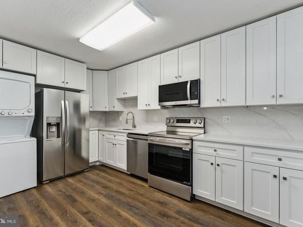 8360 Greensboro Drive 305, Mclean VA 22102