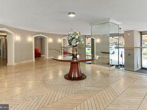 8360 Greensboro Drive 305, Mclean VA 22102