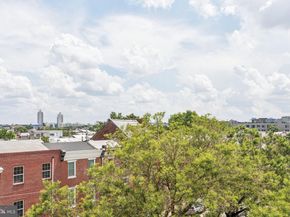 612 N Brenna Walk, Philadelphia PA 19123