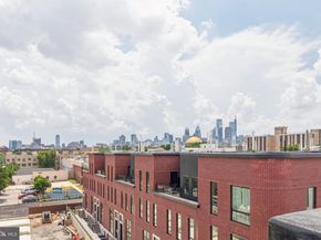 612 N Brenna Walk, Philadelphia PA 19123