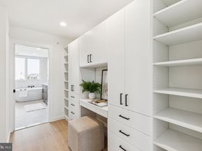 612 N Brenna Walk, Philadelphia PA 19123