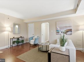 600 Bashford Lane 2332, Alexandria VA 22314