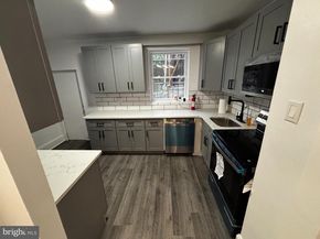901 S 60TH Street, Philadelphia PA 19143