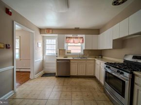 8020 Eastern Avenue NW, Washington DC 20012