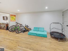 906 8TH Street NE, Washington DC 20002