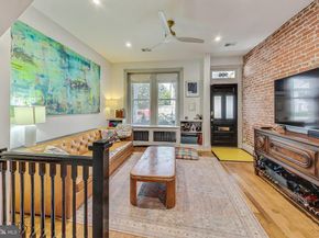 906 8TH Street NE, Washington DC 20002