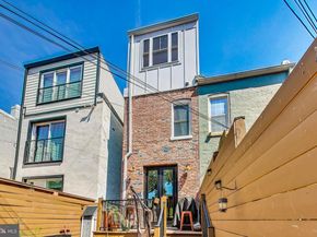 906 8TH Street NE, Washington DC 20002